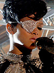 Rihanna nipples at the music award